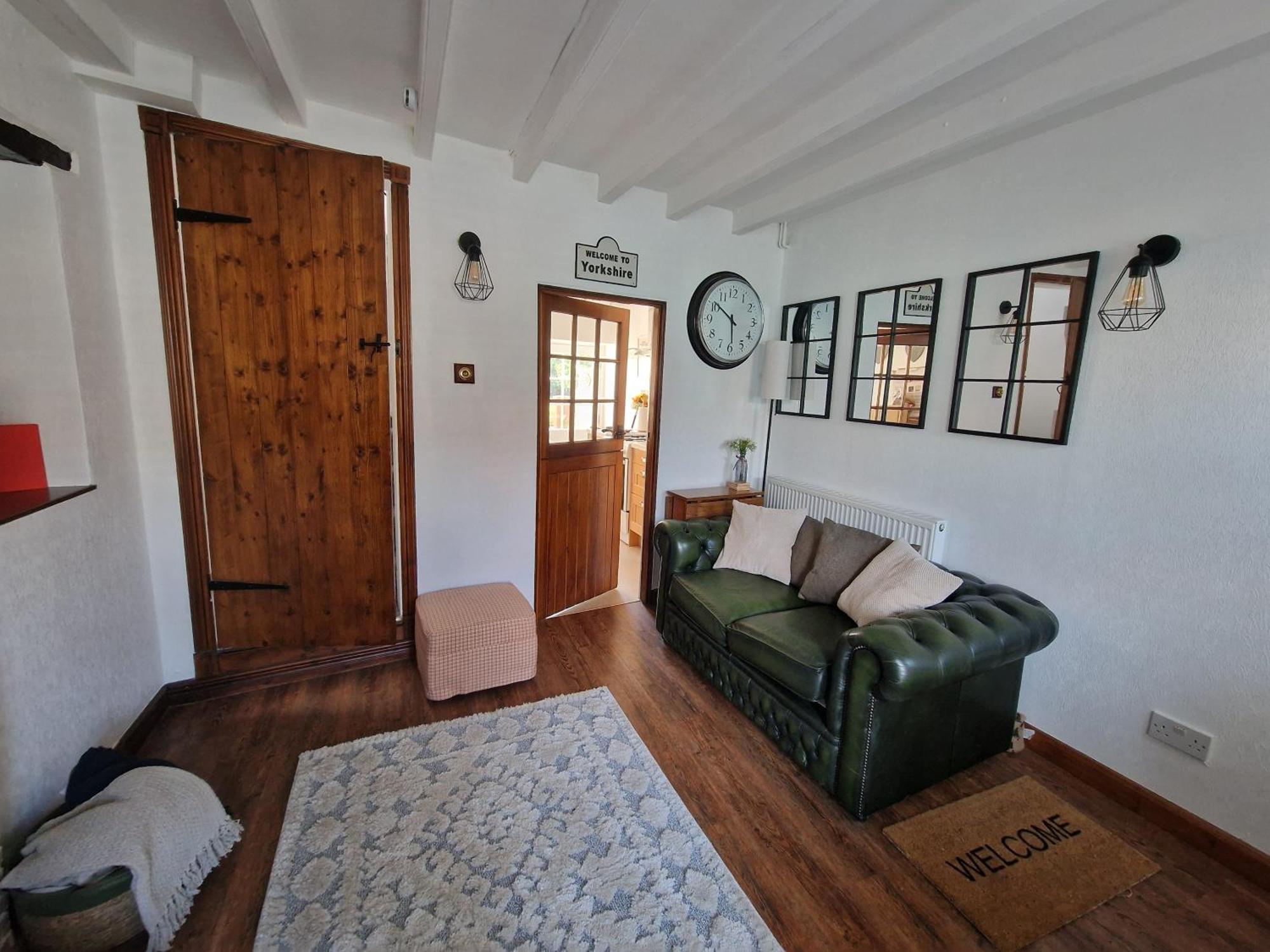 Black Cat Cottage - Central Pickering Grade 2 Listed Cottage Extérieur photo